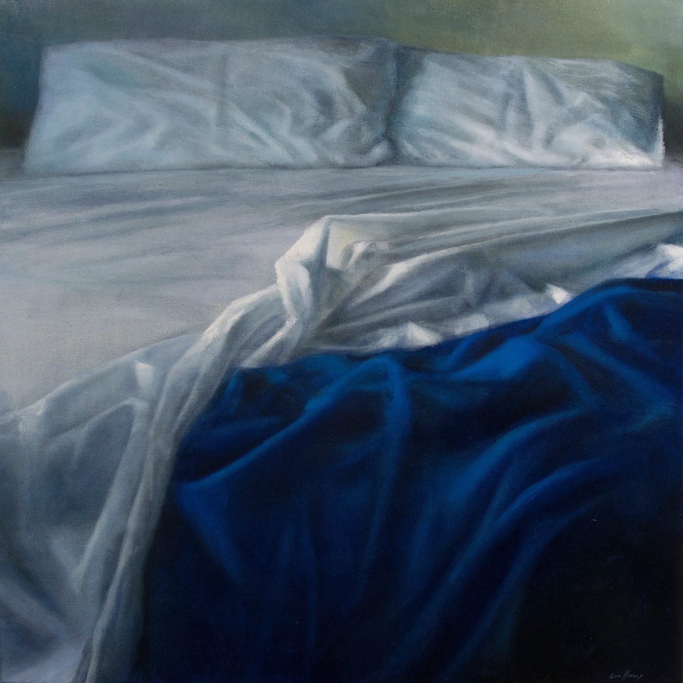 BED IN BLUE